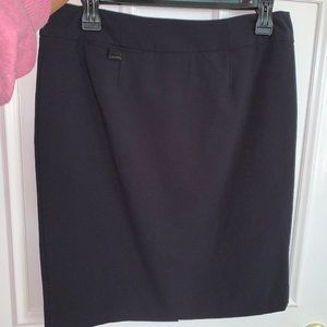 🐳 Calvin Klein Black Pencil Skirt